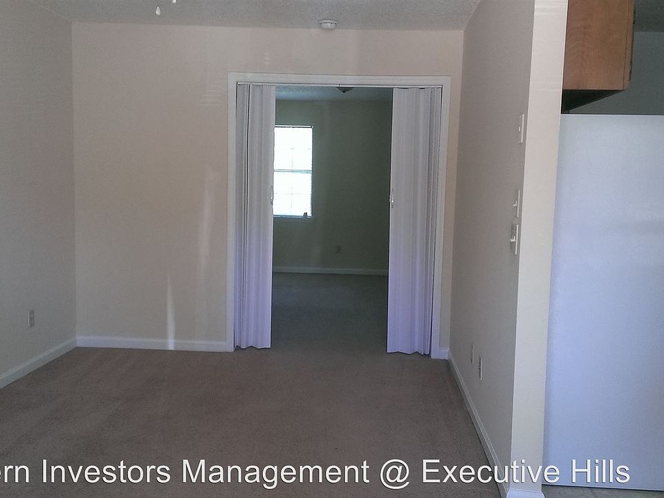 1st image of 4421 Bonnell Dr NW APT 07