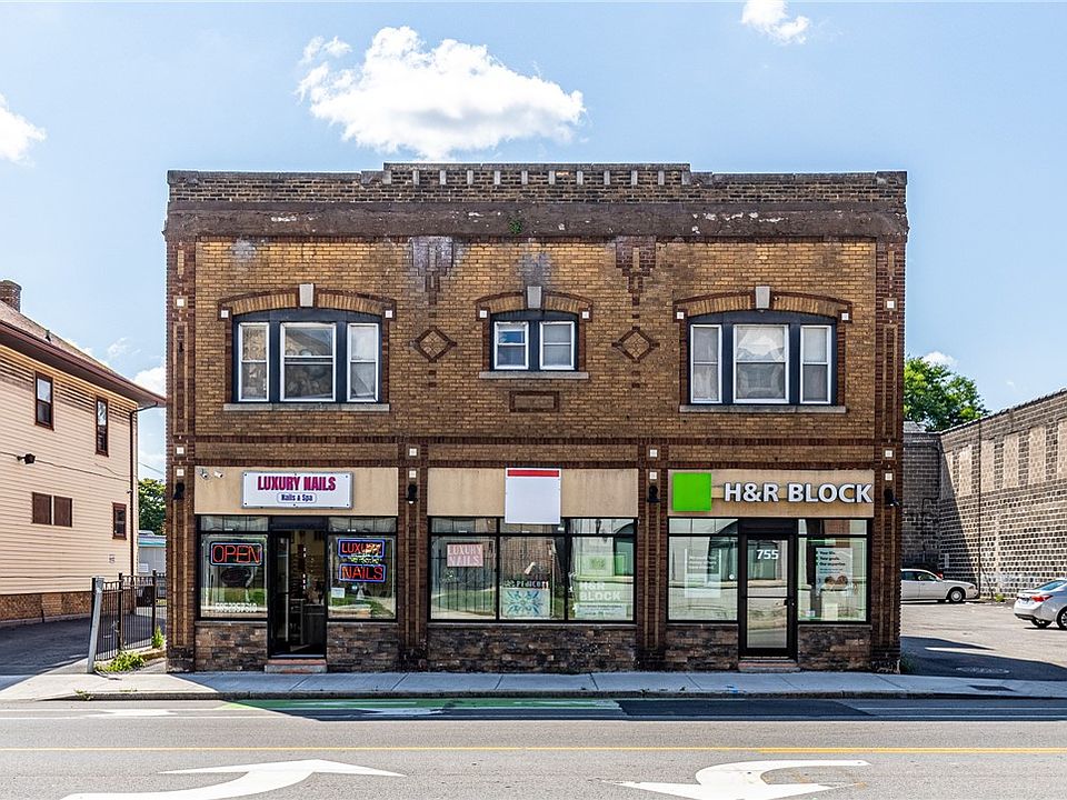1st image of 757 W Main St