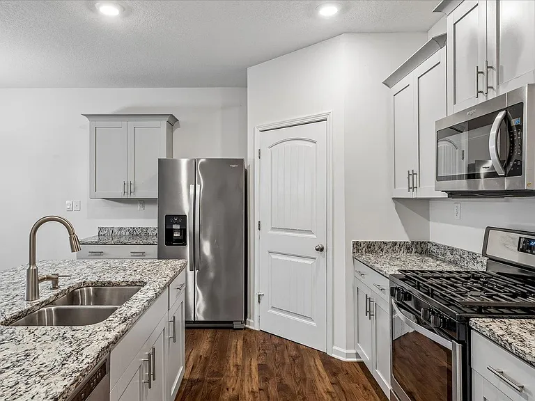 4786 Barrett Oaks Dr — Photo 13