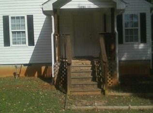 206 Hamil St, Lexington, NC 27292