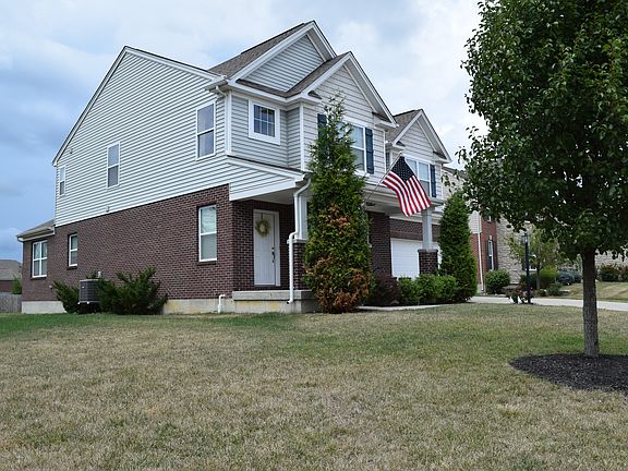 3rd image of 8031 Farm Acre Dr