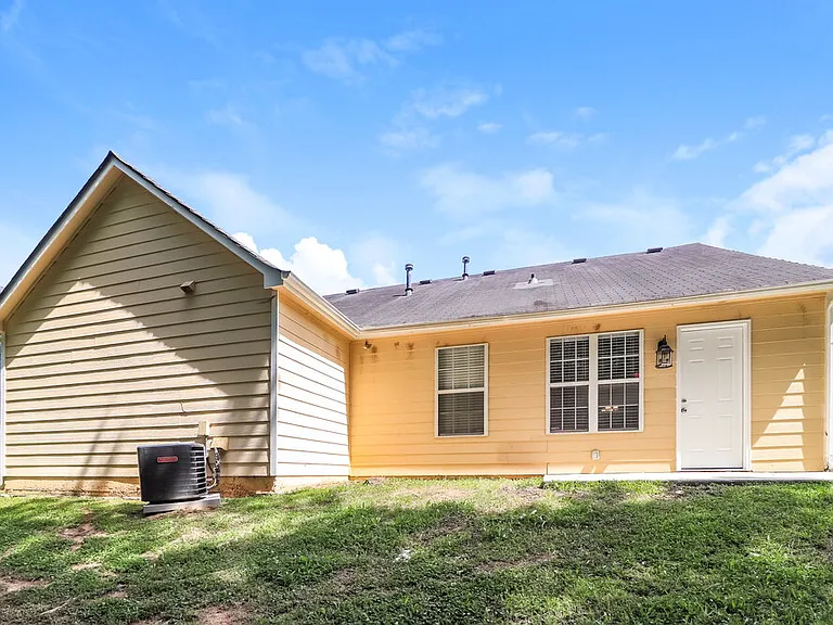 3195 Brookfield Dr — Photo 15
