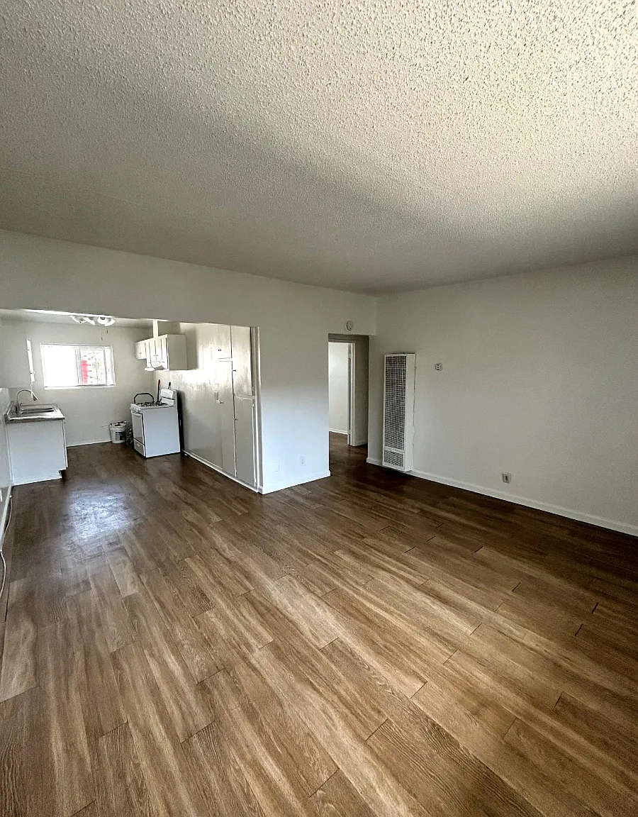 12633 Pioneer Blvd — Photo 2