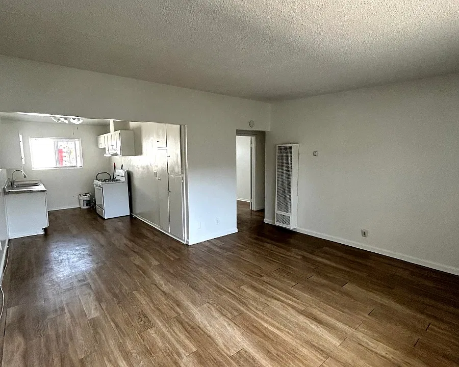 12633 Pioneer Blvd #112