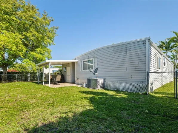 130 NW 53rd Court, Deerfield Beach, FL 33064