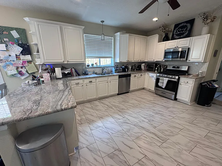 1422 Sweet Stone Ct — Photo 3