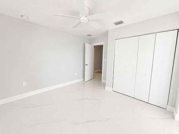 4th image of 31569 Avenue D