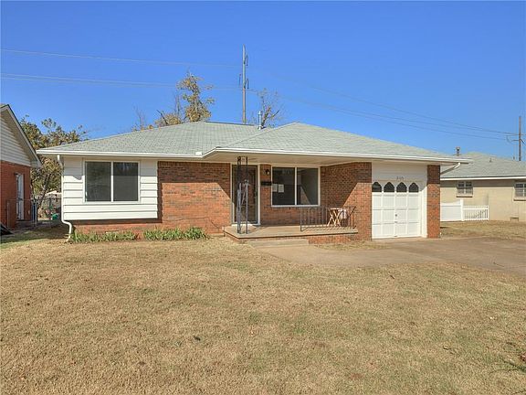 3rd image of 2105 Henderson Dr