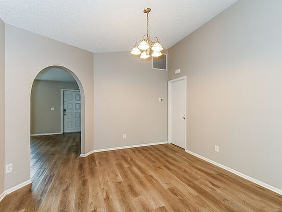 2nd image of 171 SE 19th St