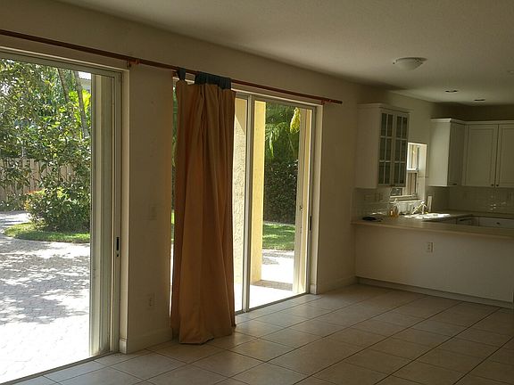 2nd image of 10776 NW 70th Ter