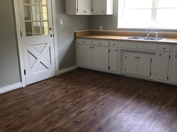 5th image of 512 Amelia Ave
