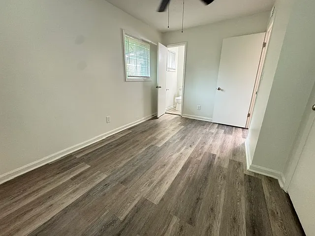 1526 Barcelona Dr — Photo 12