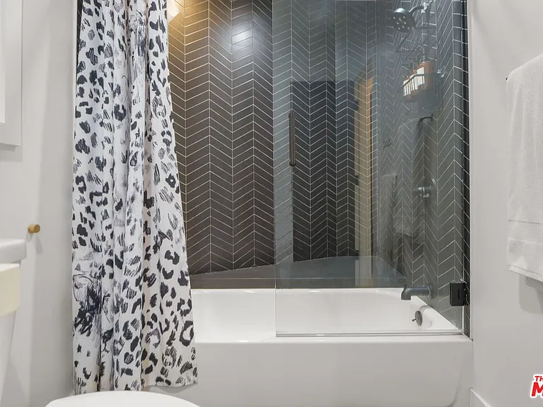 8188 Gould Ave — Photo 29
