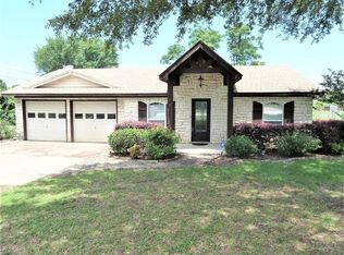 8701 Rumfield Rd, North Richland Hills, TX 76182