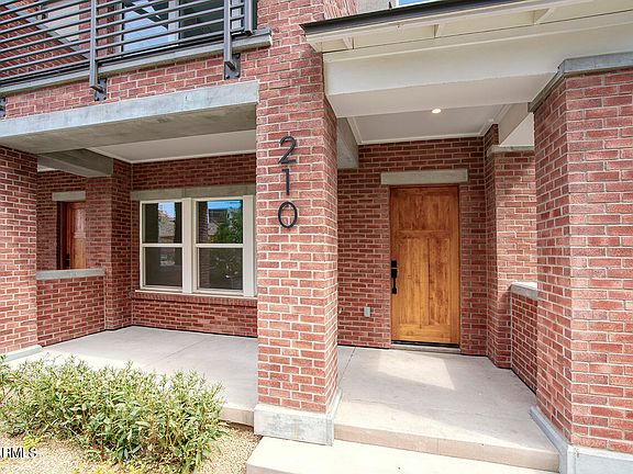 3rd image of 210 W MCKINLEY Street