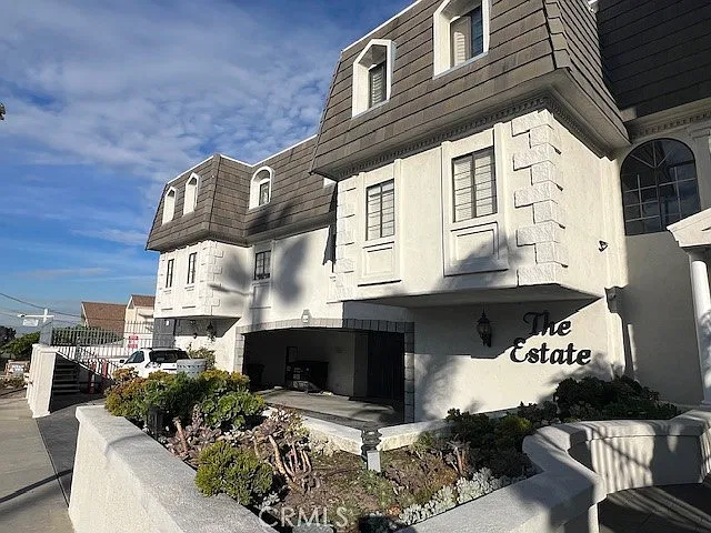 2 bed, 1603 sqft, $3,800 — Photo 4