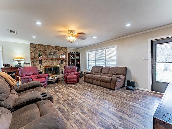 5th image of 17125 Lundy Ln