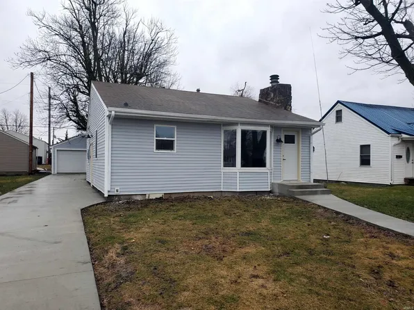 905 W McClurg St, Frankfort, IN 46041