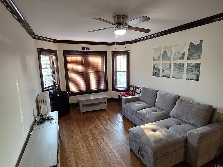 502 Beloit Ave #3B — Photo 8