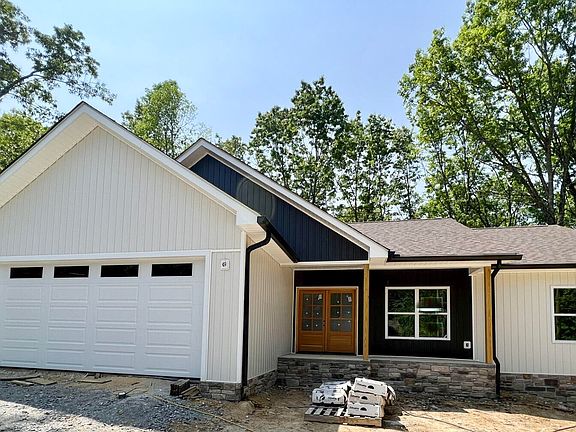 2nd image of 166 Hawes Cir Lot 4