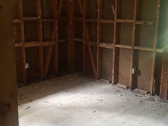 2nd image of 1347 Hazeloak Dr
