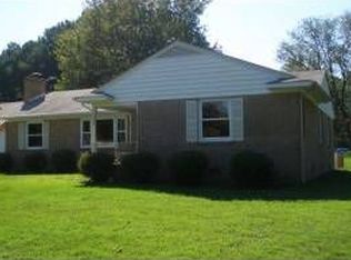8279 Burr Cir, Mechanicsville, VA 23111