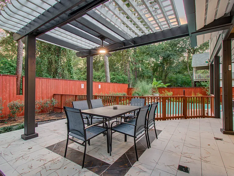 35 Alden Glen Dr — Photo 38