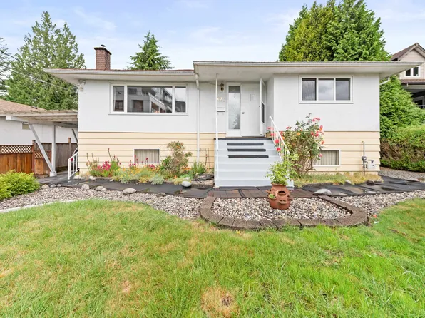 627 Harrison Ave, Coquitlam, BC V3J 3Z6