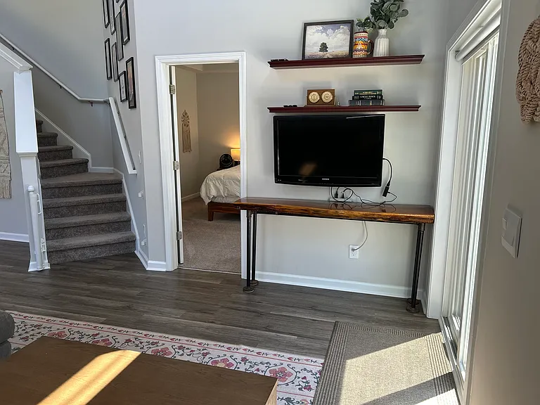 3647 Roseblossom Dr — Photo 21