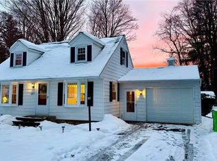 107 Juanita Dr, Liverpool, NY 13090