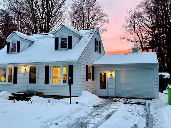 107 Juanita Dr, Liverpool, NY 13090