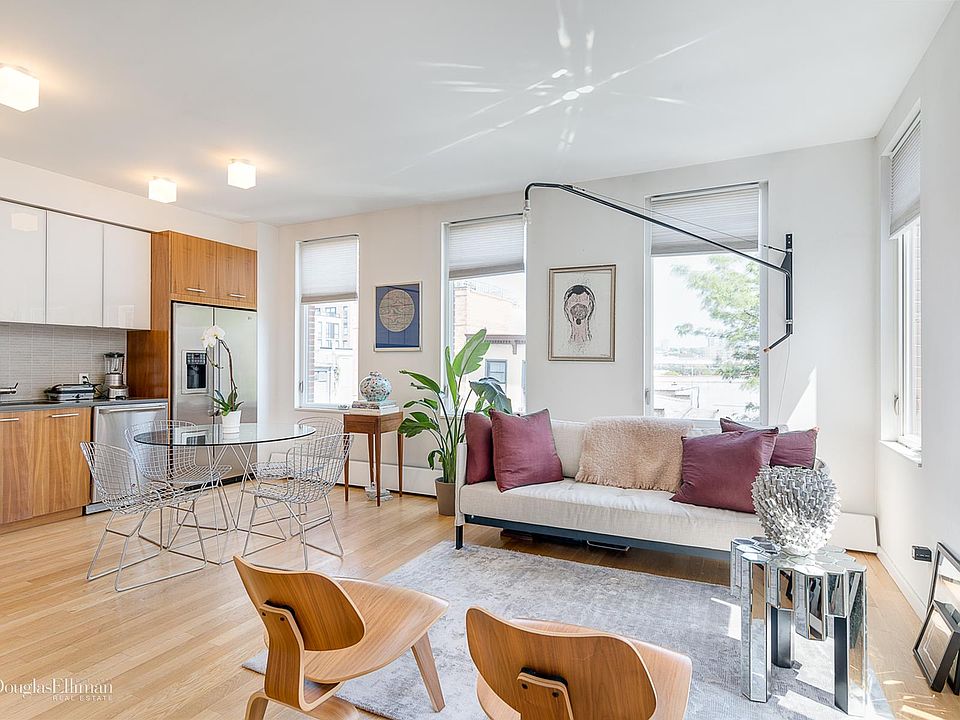 1st image of 404 Bond St #4045