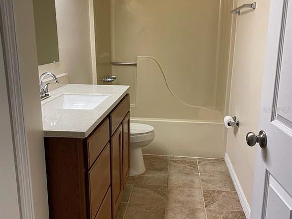 3rd image of 23846 Oak Ln