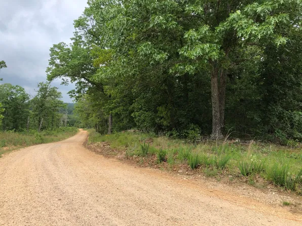 000 Z Highway, Koshkonong, MO 65692