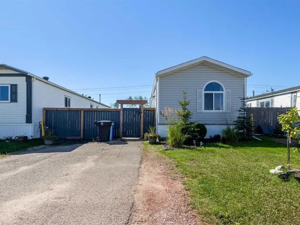 292 N Cree Rd, Wood Buffalo, AB T9K 1Y3