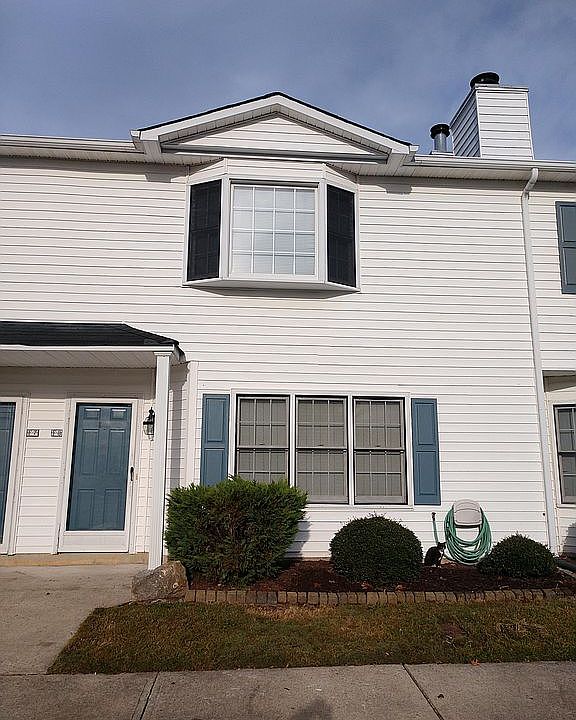 1st image of 3812 F8 Sterling Pointe Dr