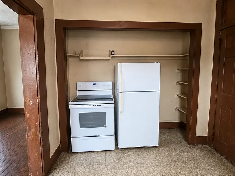 330 Central St #27 — Photo 3