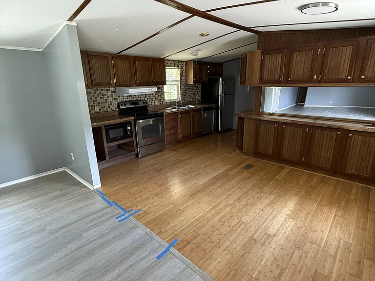 3719 Fountain Cir — Photo 15