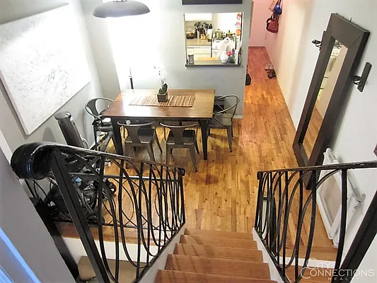 Rented by City Connections Realty | media 18