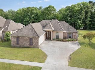 12400 Fawnwood Dr, Walker, LA 70785