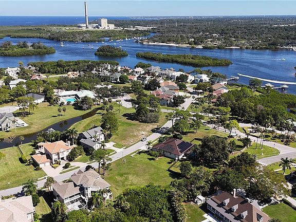 5th image of 0 N Pointe Alexis Dr
