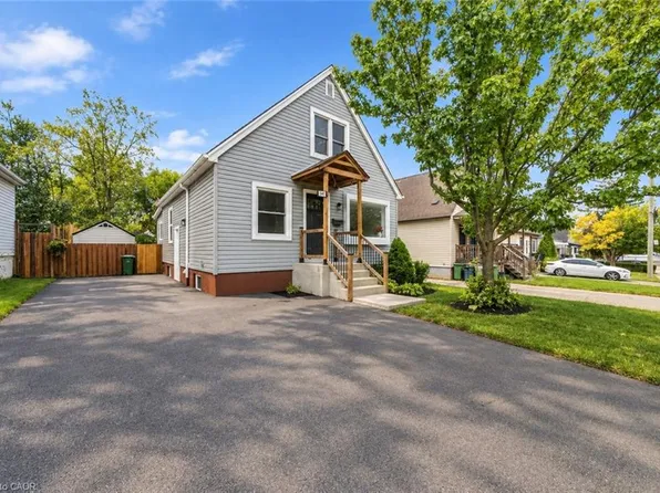 294 E 28th St, Hamilton, ON L8V 3J3