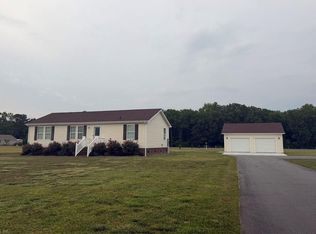 563 Daniels Rd, Corapeake, NC 27926