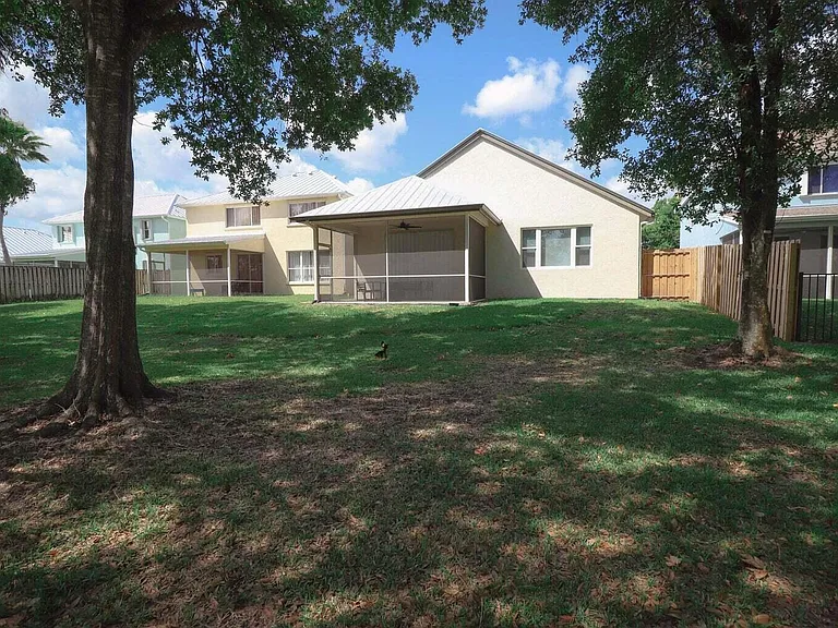 3129 SW Solitaire Palm Dr — Photo 27