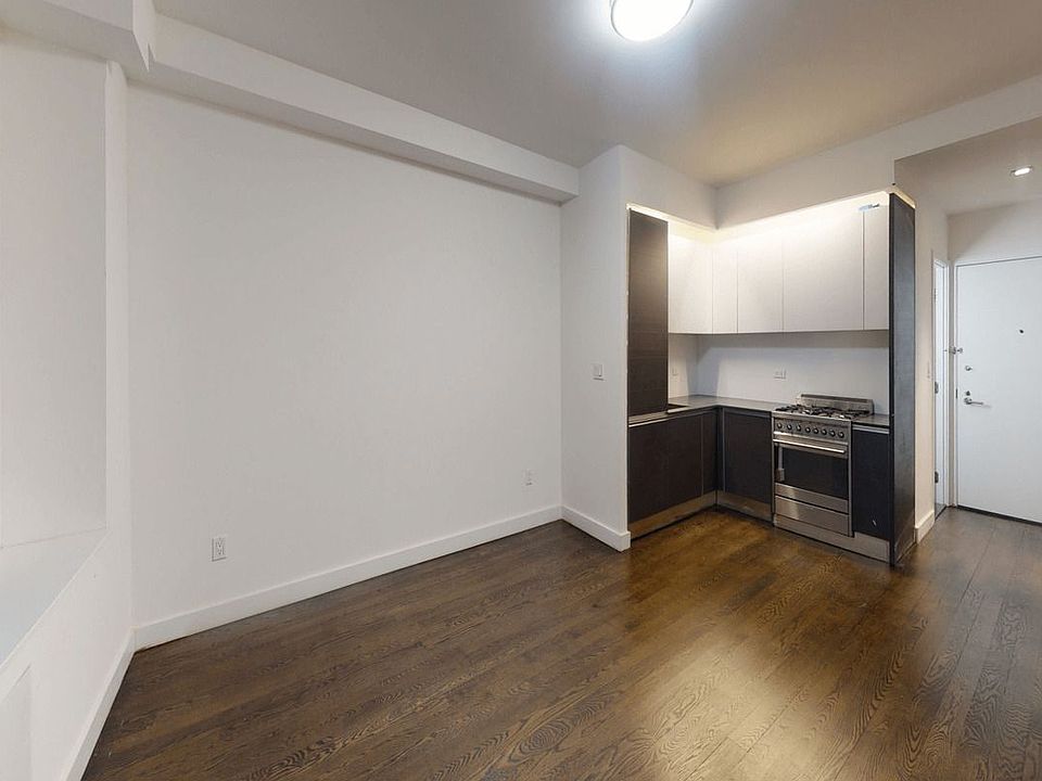 1st image of 666 W End Ave #3XY