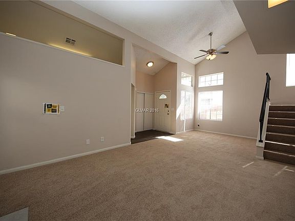 3rd image of 3945 Steinbeck Dr