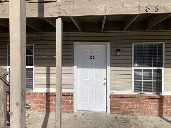 2nd image of 816 N 36th St #102