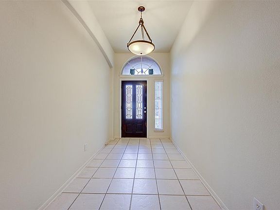 5th image of 12331 Maily Meadow Lane