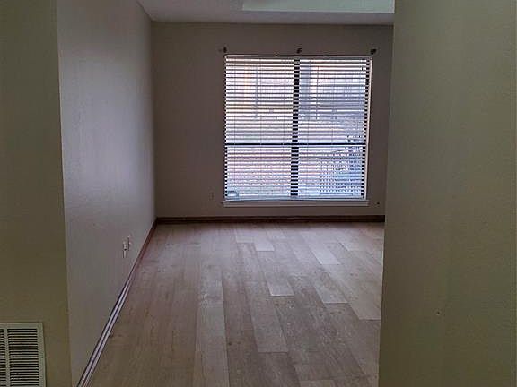 2nd image of 1026 Kay Dr