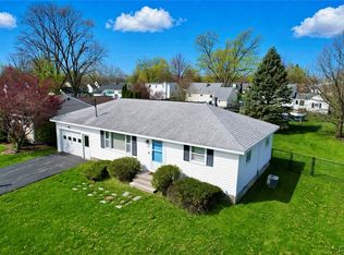 307 Pleasant Dr, East Syracuse, NY 13057